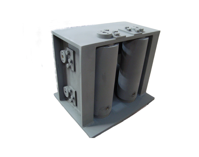  Quatro guias de rolo 